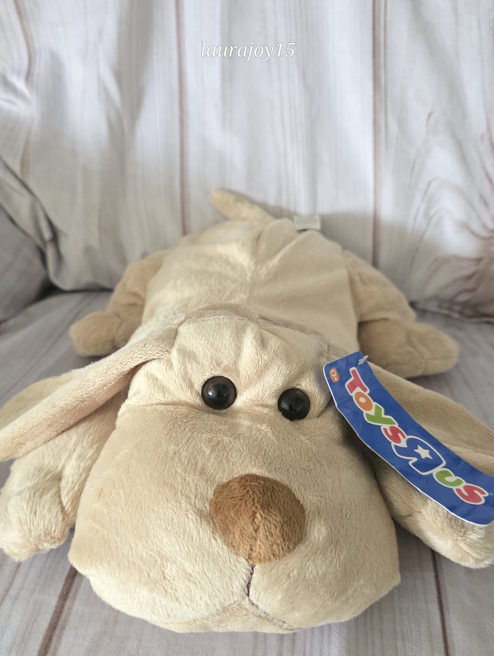 Toys R Us Sammie Tan Puppy Dog Plush Toy Flat Laying Rare With Tag 14 Inch 2013